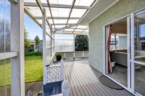 Photo of property in 17 Albion Street, Hawera, 4610