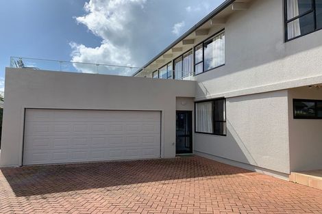 Photo of property in 17 Waller Avenue, Bucklands Beach, Auckland, 2012