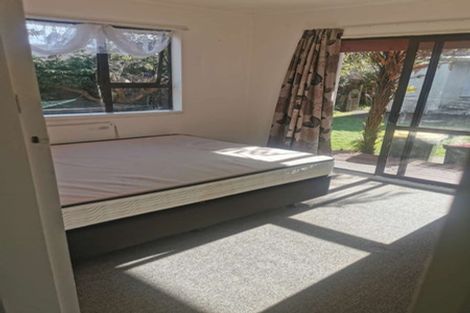 Photo of property in 42 Kamahi Street, Stokes Valley, Lower Hutt, 5019