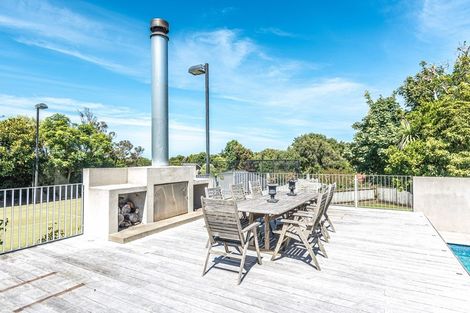 Photo of property in 2 Eaton Crescent, Otamatea, Whanganui, 4500