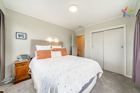 Photo of property in 11 Manor Drive, Stokes Valley, Lower Hutt, 5019