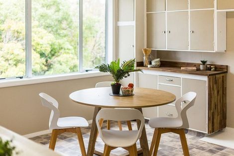 Photo of property in 15 Kapiti Crescent, Titahi Bay, Porirua, 5022