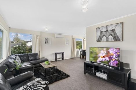 Photo of property in 61 Waipounamu Drive, Kelson, Lower Hutt, 5010