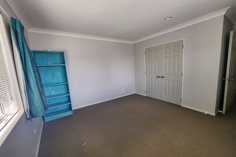 Photo of property in 52 Mccahill Views, Botany Downs, Auckland, 2010