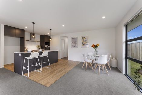 Photo of property in 16 Eileen Way, Rolleston, 7615