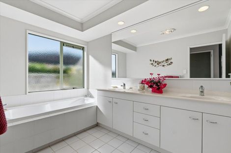 Photo of property in 34 Huntington Drive, Bethlehem, Tauranga, 3110