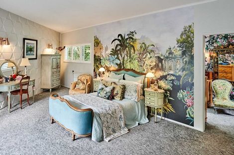 Photo of property in 15 Waitohu Road, York Bay, Lower Hutt, 5013