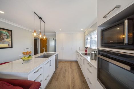 Photo of property in 18 Grey Street, Hawera, 4610