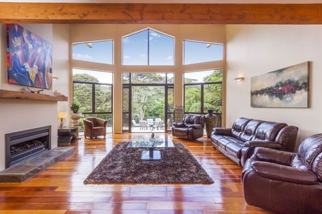 Photo of property in 23 Cochran Road, Oratia, Auckland, 0604