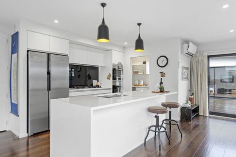 Photo of property in 16 Whitnall Street, Halswell, Christchurch, 8025