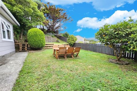 Photo of property in 70 Lord Street, Stokes Valley, Lower Hutt, 5019