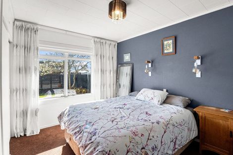 Photo of property in 15 Barrett Street, Westown, New Plymouth, 4310