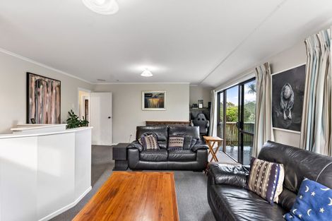 Photo of property in 38 Montgomery Avenue, Karori, Wellington, 6012