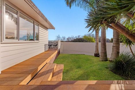 Photo of property in 2/3a Richards Avenue, Forrest Hill, Auckland, 0620