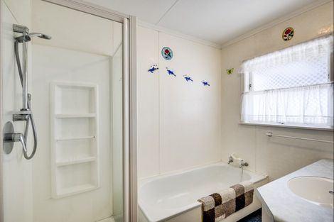 Photo of property in 1 Bennett Place, Onekawa, Napier, 4110