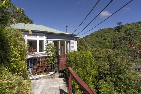 Photo of property in 34 Moana Road, Kelburn, Wellington, 6012