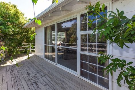 Photo of property in 211 Kiwi Road, Whangamata, 3620