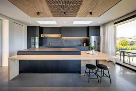 Photo of property in 14 Robrosa Street, Wanaka, 9305