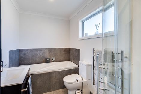 Photo of property in 10 Rata Street, Taradale, Napier, 4112