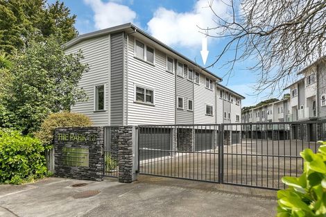 Photo of property in 16/13 Kaihu Street, Northcote, Auckland, 0627