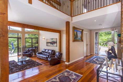 Photo of property in 23 Cochran Road, Oratia, Auckland, 0604