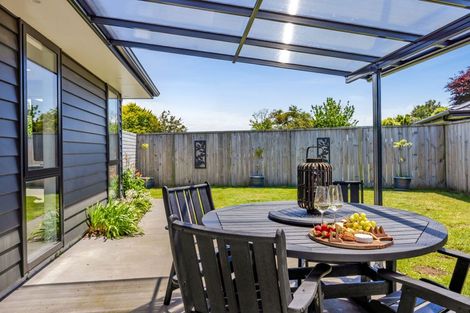 Photo of property in 8 Wheki Lane, Inglewood, 4330