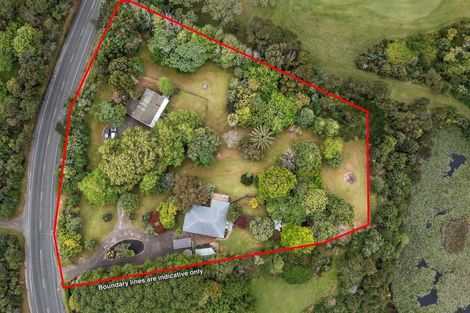 Photo of property in 1622 South Head Road, South Head, Helensville, 0874