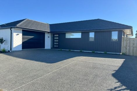 Photo of property in 27 Hilton Drive, Amberley, 7410