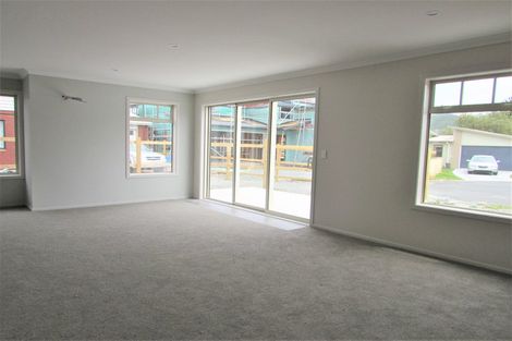 Photo of property in 3 Yeats Grove, Trentham, Upper Hutt, 5018