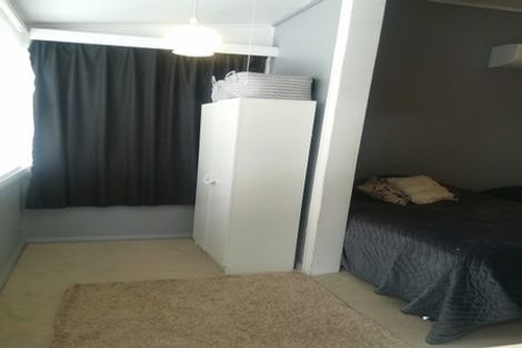 Photo of property in 208 Lyndon Road West, Hastings, 4122