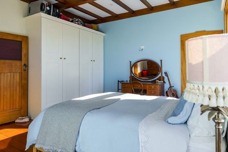 Photo of property in 76 Vigor Brown Street, Napier South, Napier, 4110