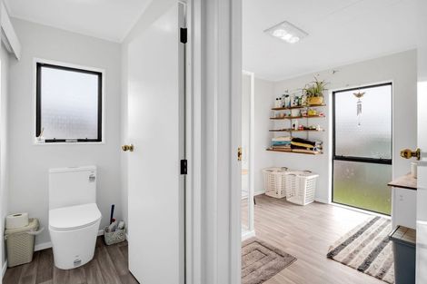 Photo of property in 19a Victoria Street, Levin, 5510