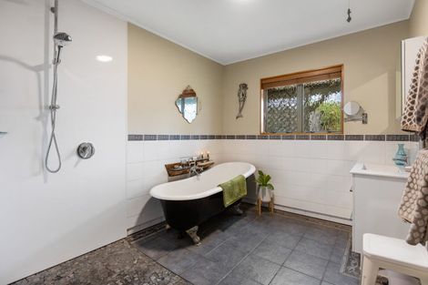 Photo of property in 5 Bosworth Street, Egmont Village, 4372