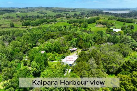 Photo of property in 4 Te Pahi River Drive, Paparoa, Maungaturoto, 0583