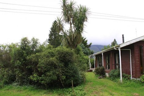 Photo of property in 1425 Lake Brunner Road, Inchbonnie, 7875