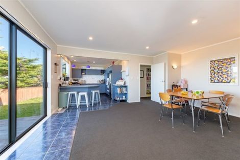 Photo of property in 45 London Road, Korokoro, Lower Hutt, 5012