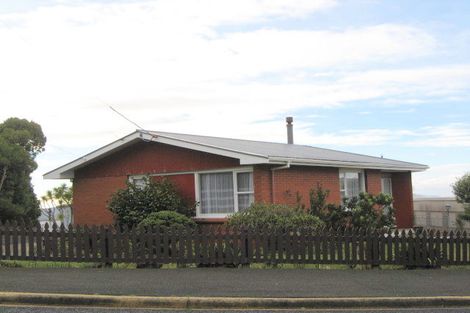 Photo of property in 75 Isadore Road, Saint Clair, Dunedin, 9012