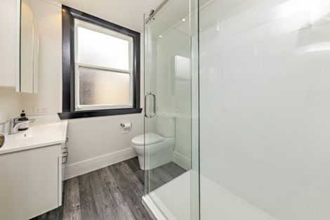 Photo of property in 70a Alfriston Road, Manurewa East, Auckland, 2102