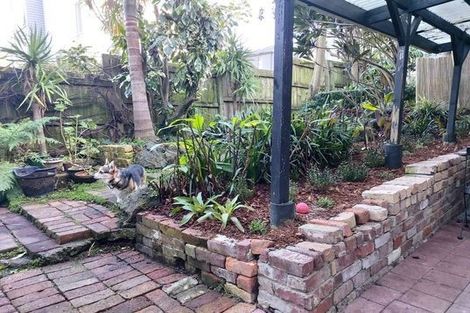 Photo of property in 1-4/63 Wellington Street, Freemans Bay, Auckland, 1011