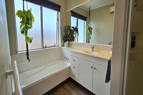 Photo of property in 26 Crichton Terrace, Mount Maunganui, 3116