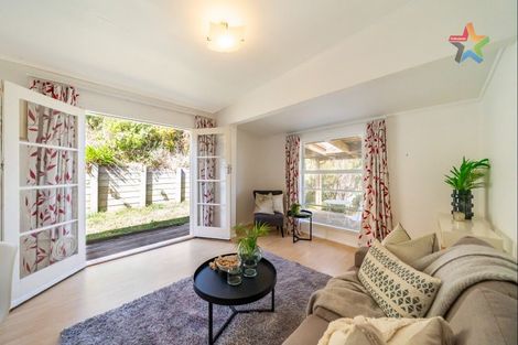 Photo of property in 12 Owhiti Street, Titahi Bay, Porirua, 5022