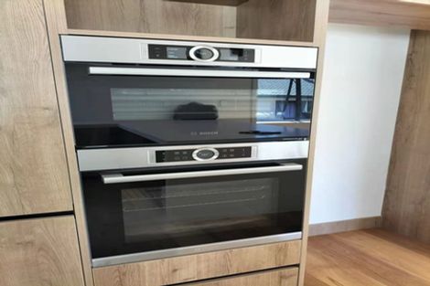 Photo of property in 45a Forrest Hill Road, Milford, Auckland, 0620