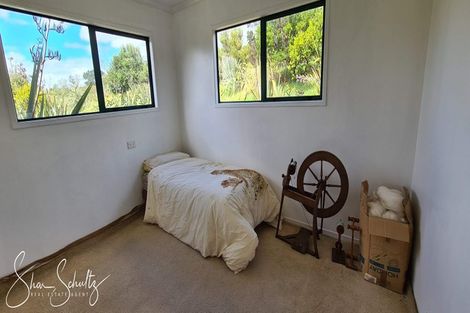 Photo of property in 105 Gorge Road, Maungaturoto, 0520