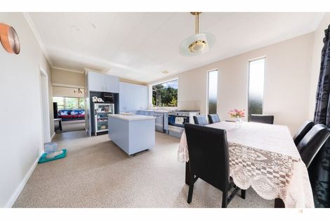 Photo of property in 1 James Street, Waimate, 7980