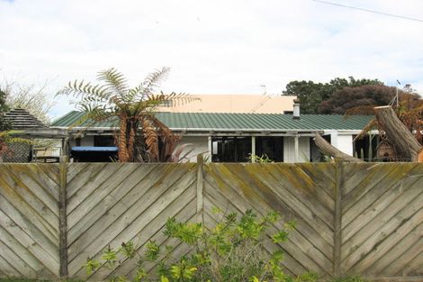 Photo of property in 10a Makora Road, Otaihanga, Paraparaumu, 5036