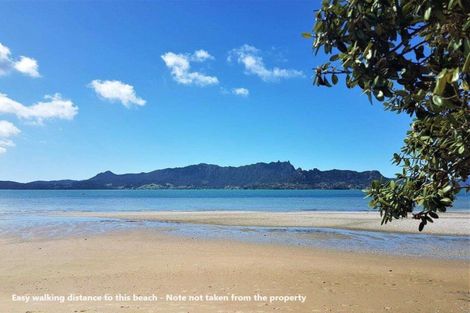 Photo of property in 21 Te Piriti Road, One Tree Point, 0118