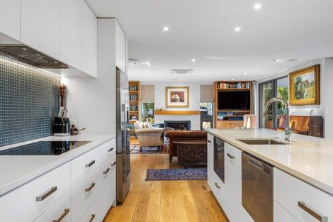 Photo of property in 12 Clifford Avenue, Merivale, Christchurch, 8014