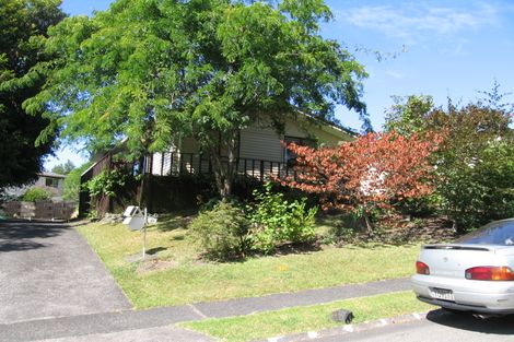 Photo of property in 32 Saddleback Rise, Murrays Bay, Auckland, 0630