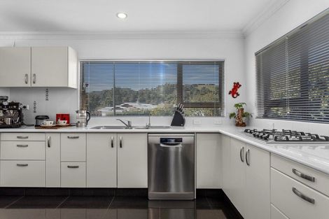Photo of property in 1 Seaview Lane, Whakatane, 3120