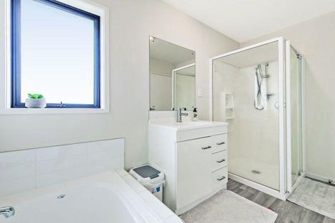 Photo of property in 32b Bradbury Avenue, Rolleston, 7614